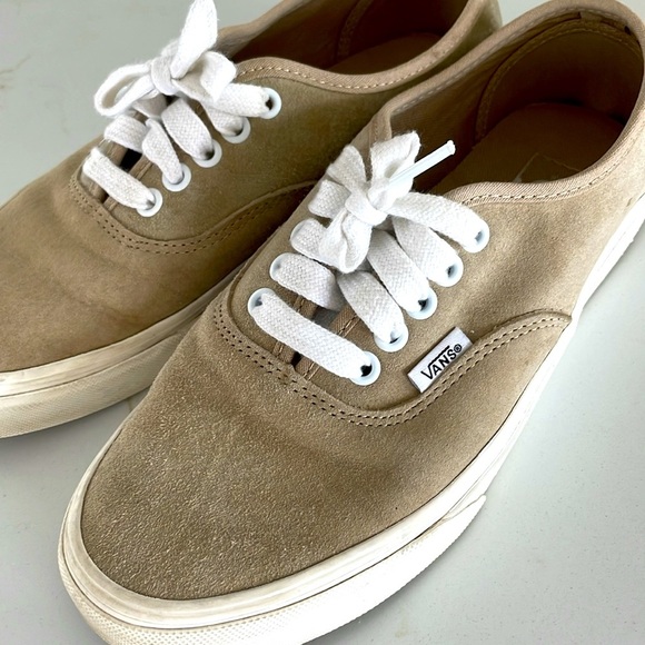 Vans tan suede size 8 - Picture 1 of 6